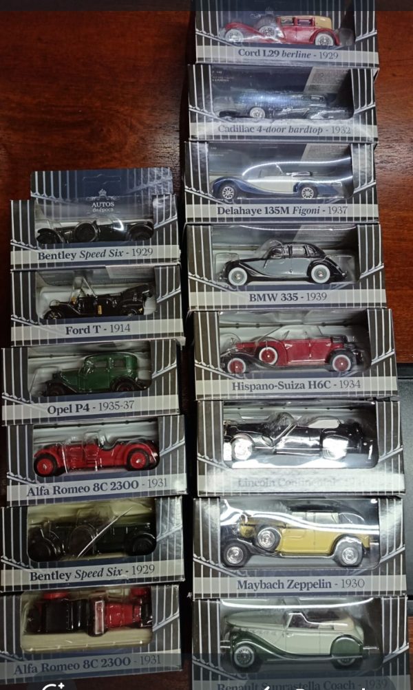 Coleccion de carros clasicos a escala